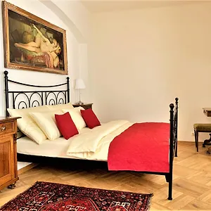 **** Отель Small Luxury Palace Чехия